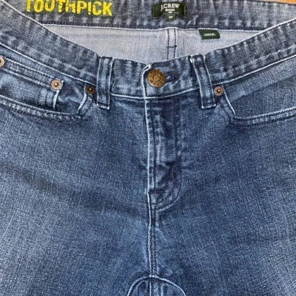 J. Crew Dark Wash Toothpick Skinny Leg Distressed Mid Rise Jeans Size 29